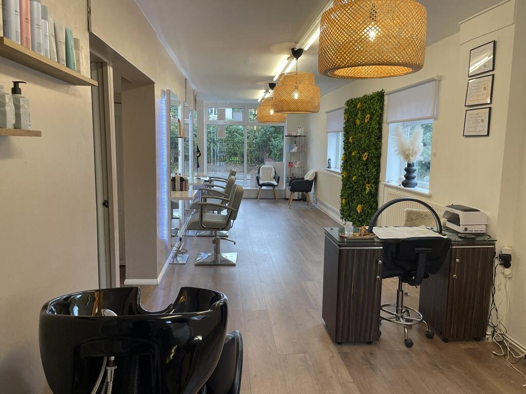 Additional image 3 of 142 New Road, Bromsgrove, Worcestershire, B60