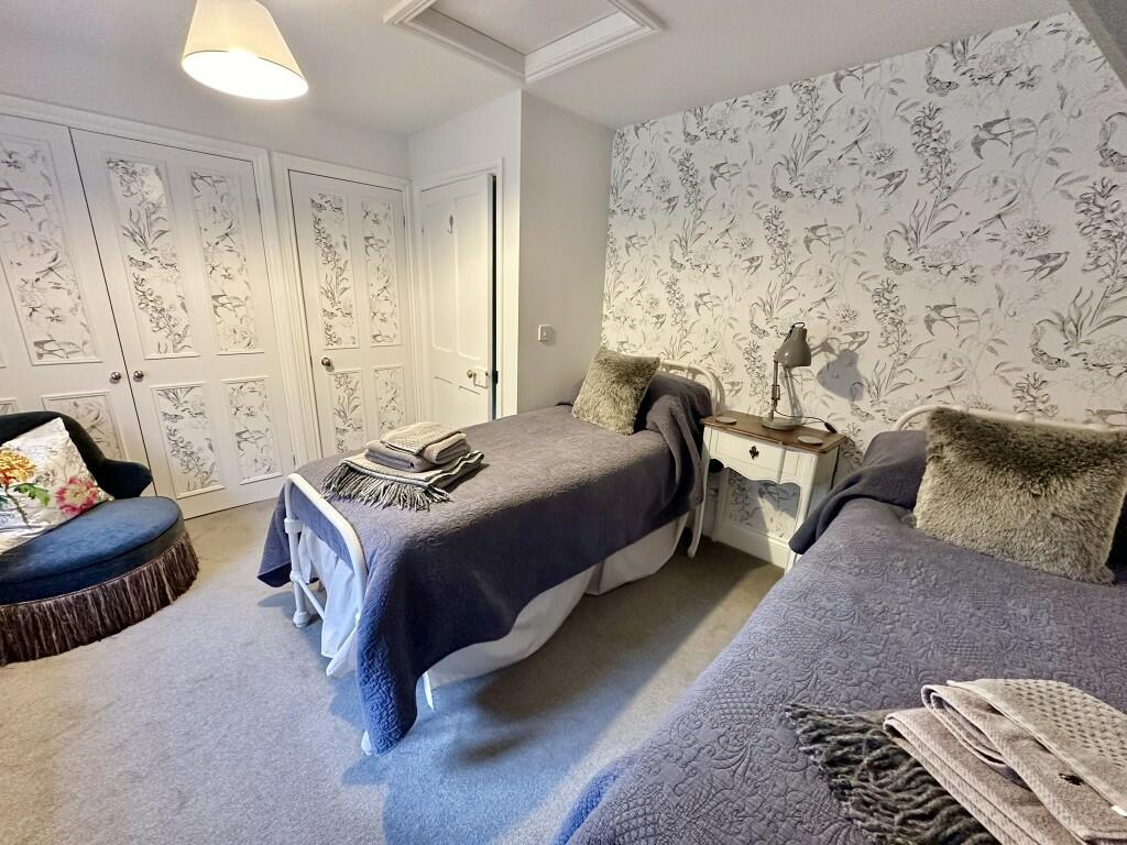 Additional image 12 of BA22