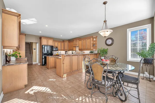 Additional image 13 of 4272 Clubview Dr