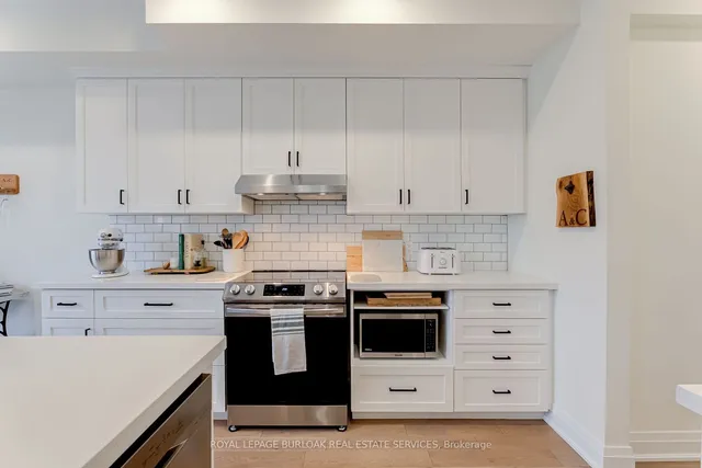 Additional image 16 of 3226 Ellyn Common