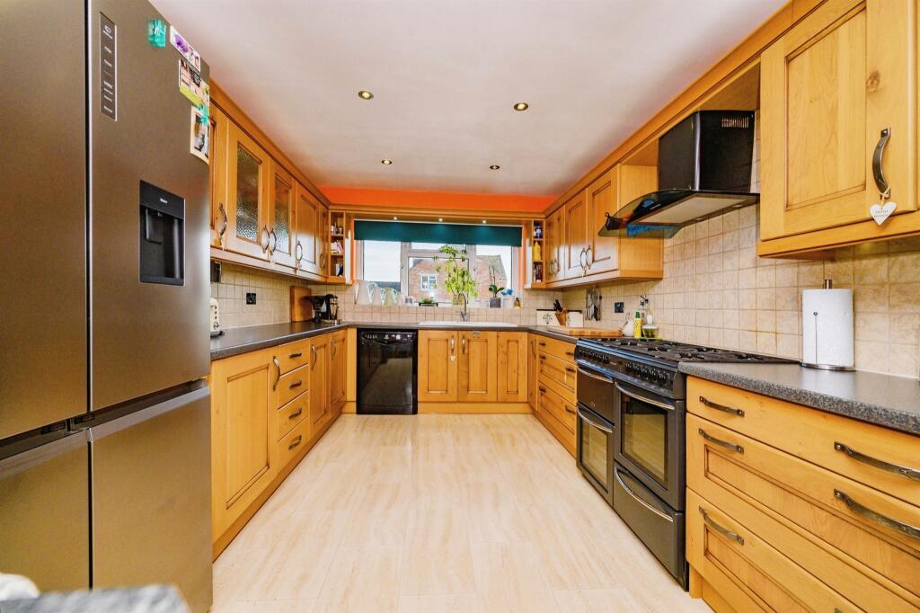 Additional image 3 of Cavan Drive, St. Albans