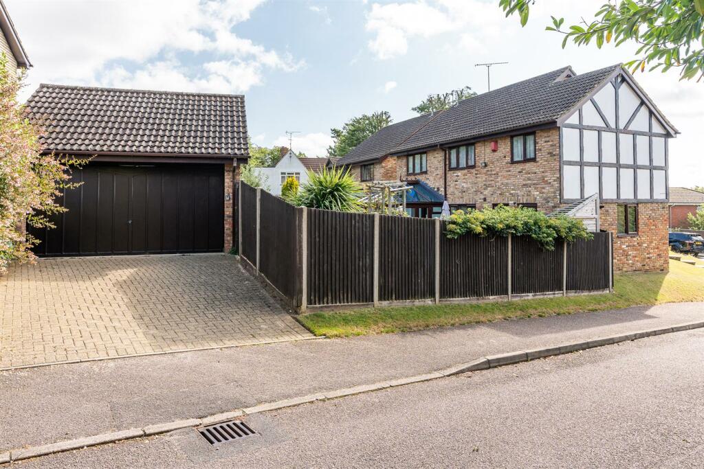 Additional image 24 of Birch Grove, Welwyn