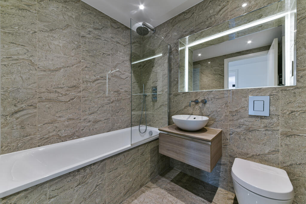 Additional image 19 of Everard Close, St. Albans, Hertfordshire, AL1