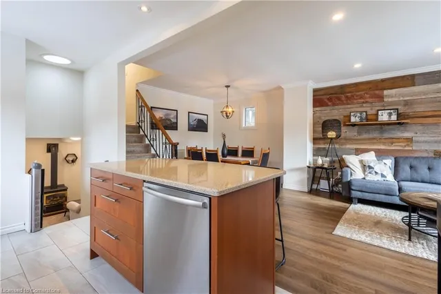 Additional image 13 of 72 Athenia Dr