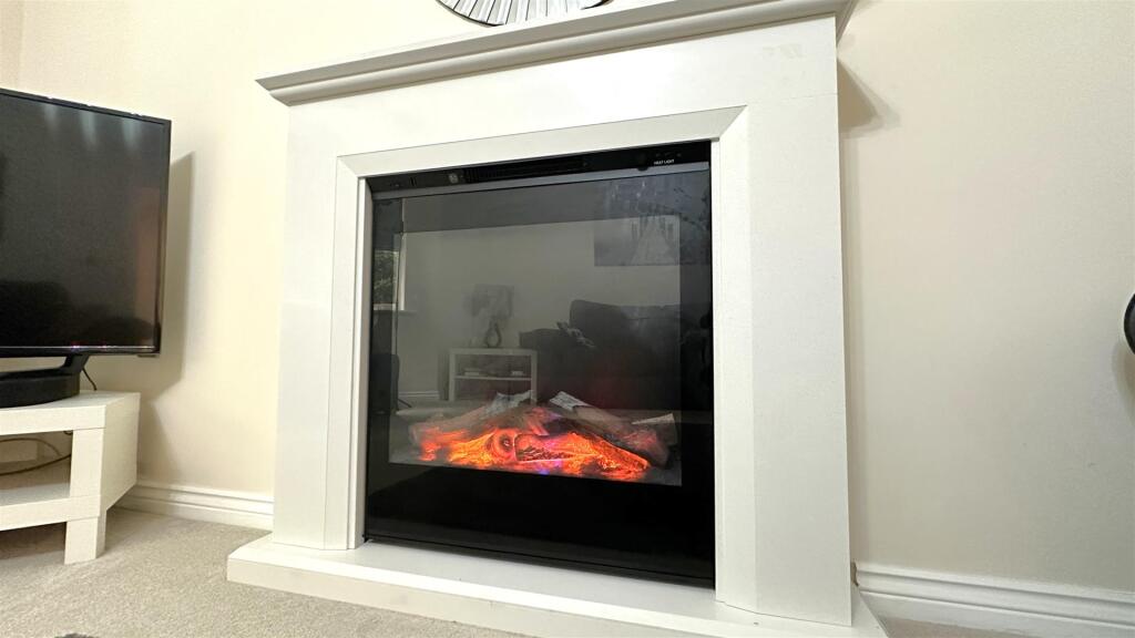 Additional image 4 of Oakville Drive, Bournville, Birmingham