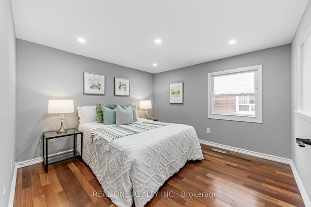 Additional image 21 of 32 Belinda Sq