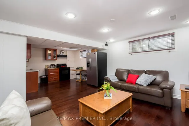 Additional image 24 of 71 Allanhurst Dr