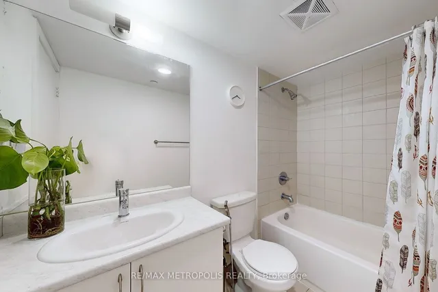 Additional image 22 of 1346 Danforth Rd Unit 413