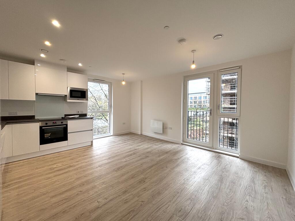 Additional image 2 of Belgrave Village B12