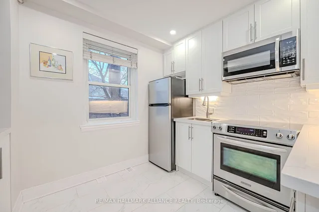 Additional image 7 of 802 KING St Unit 3