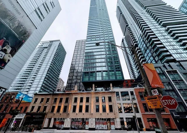 Additional image 2 of 327 King St Unit 4104