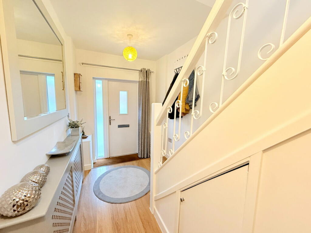 Additional image 8 of Edward Road, Maypole