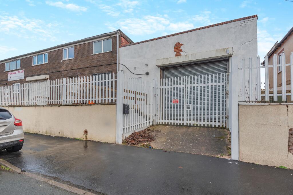 Additional image 4 of 31a Cox’s Lane & 50a-50d Best Street, Cradley Heath, B64 5NS