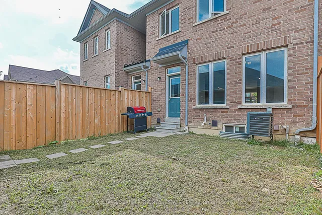 Additional image 38 of 67 Yellowknife Rd