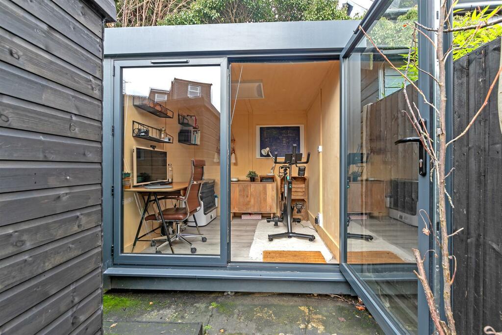 Additional image 15 of Castle Road, St. Albans