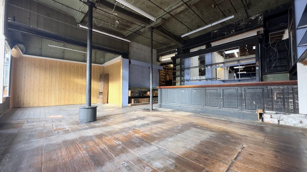 Additional image 2 of 4 High Street, Warminster, BA12 9AE