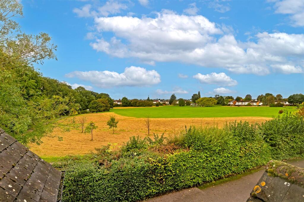 Additional image 18 of Longacres, St Albans, Hers