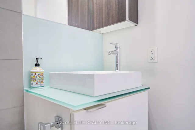 Additional image 11 of 300 Front St Unit 3403