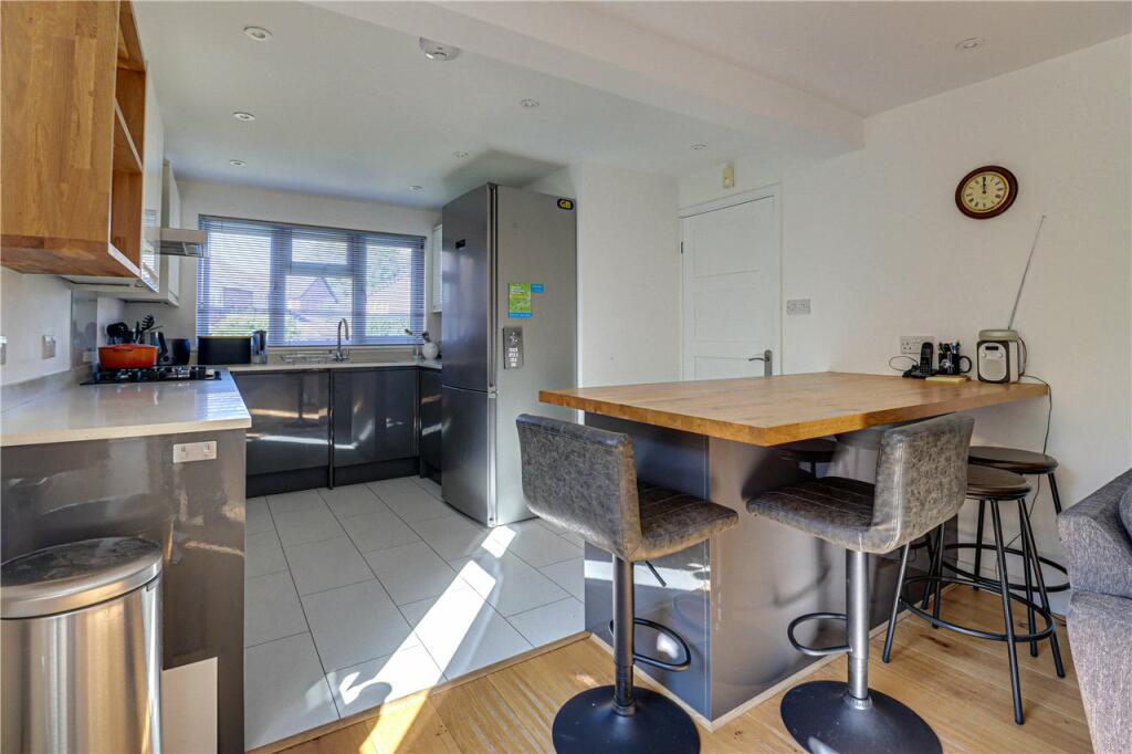 Additional image 3 of Sandhurst Court, Harpenden, Hertfordshire, AL5