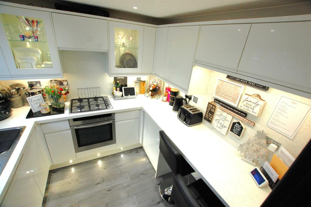 Additional image 10 of Cooks Way, Hatfield