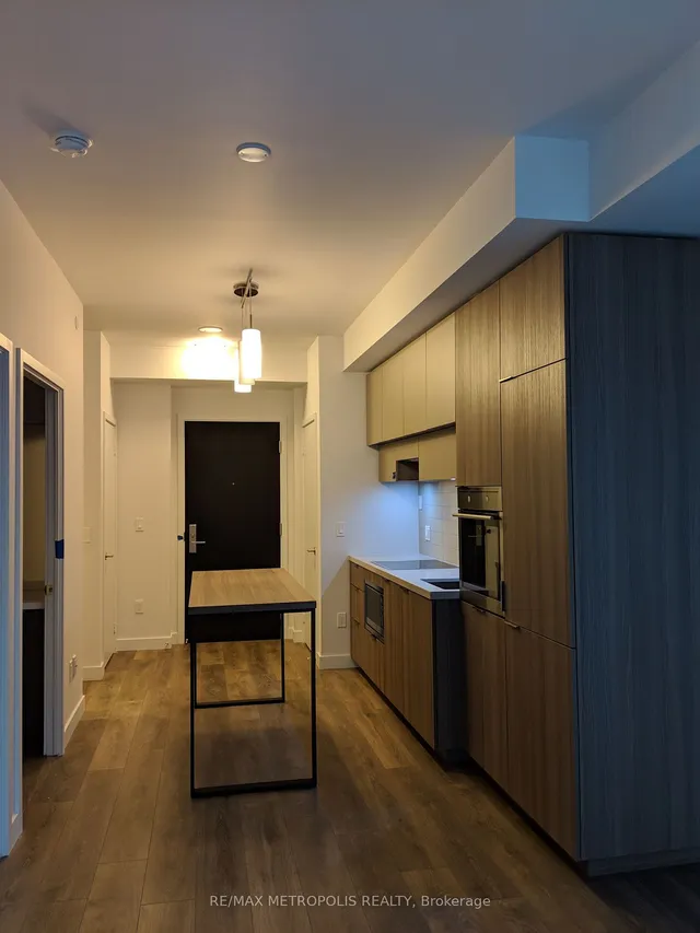 Additional image 3 of 8 Eglinton Ave Unit 1504