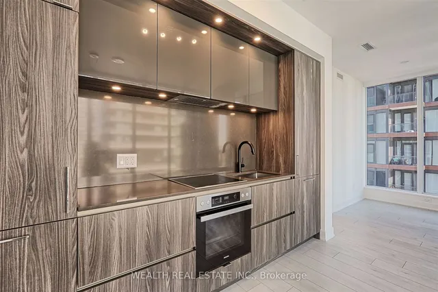 Additional image 8 of 35 Mercer St Unit 3710