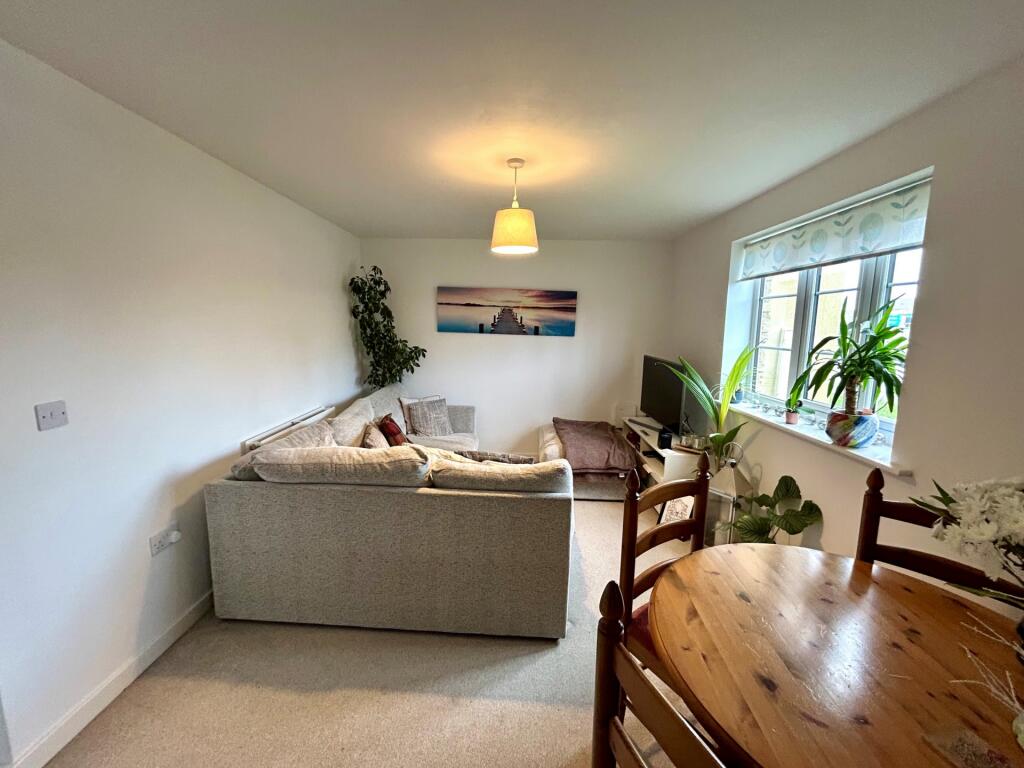 Additional image 2 of Montacute Road, Yeovil, BA22