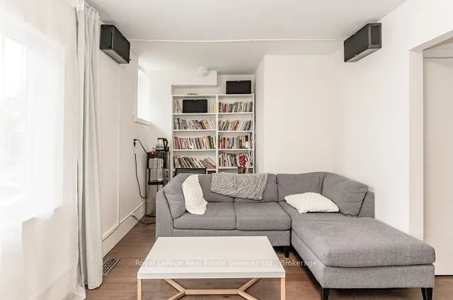 Additional image 14 of 925 King St