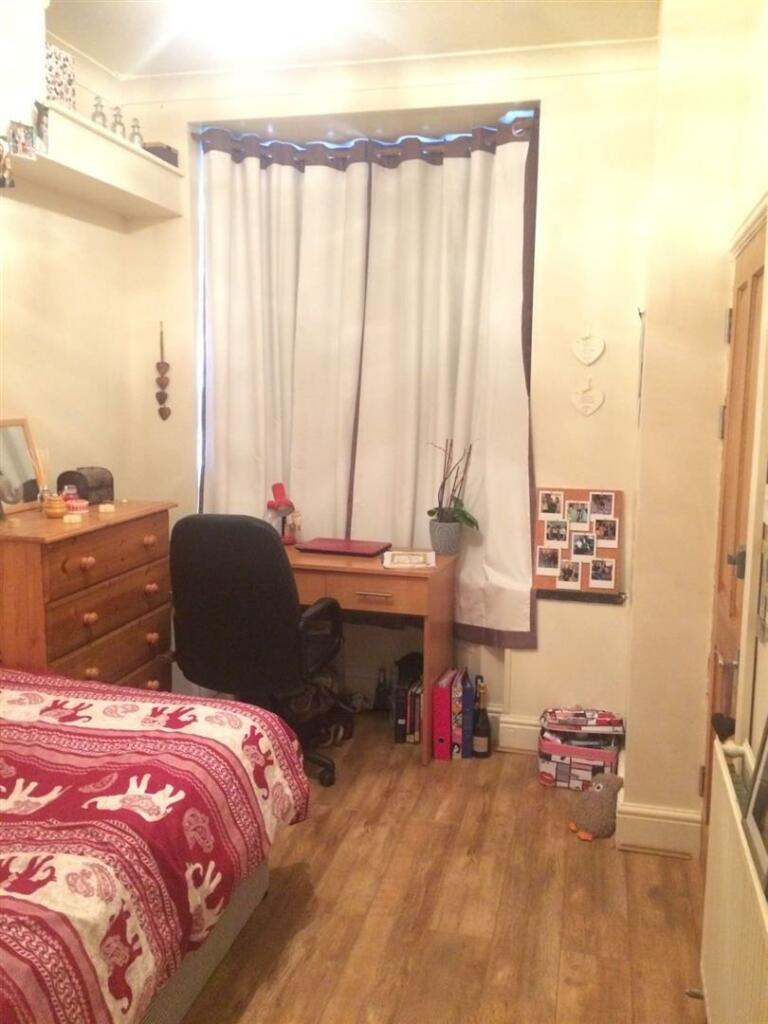 Additional image 3 of Grange road