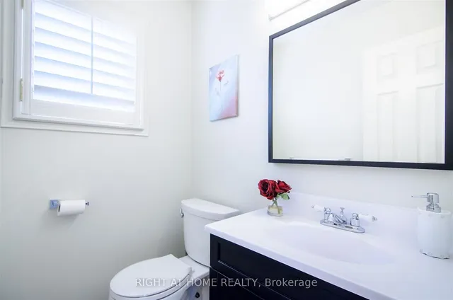 Additional image 10 of 2124 Nipigon Dr