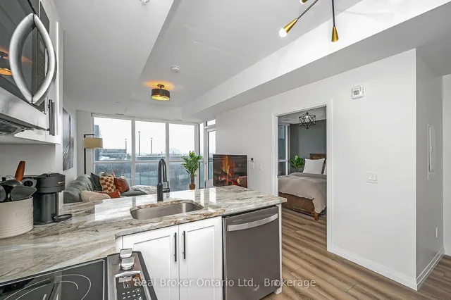 Additional image 19 of 108 Garment St Unit 904