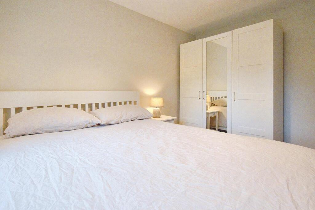 Additional image 20 of Wain Close, St Albans, AL1