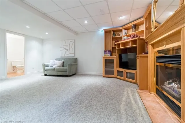 Additional image 36 of 12 Larkspur Cres