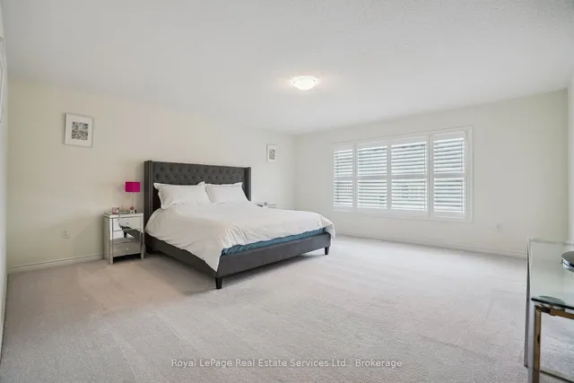 Additional image 28 of 688 Kennedy Circ