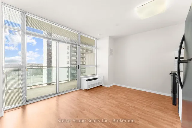 Additional image 15 of 2464 Weston Rd Unit 1005