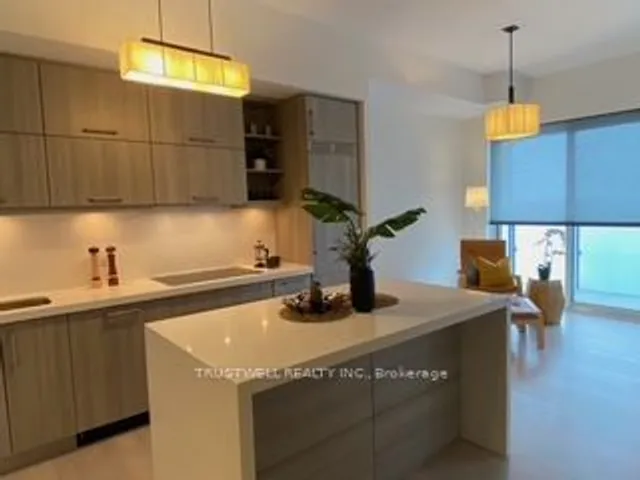 Additional image 20 of 1080 Bay St Unit 4407