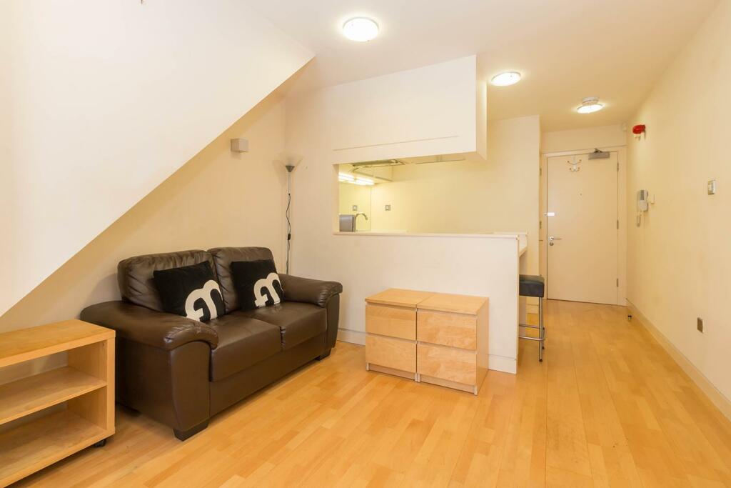 Additional image 2 of Cathedral Apartments, Barwick Street, B3 2NT