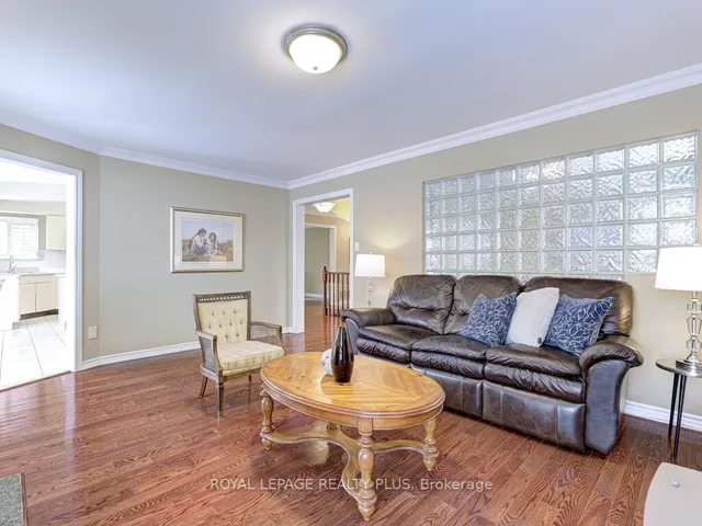 Additional image 13 of 599 Chagall Crt