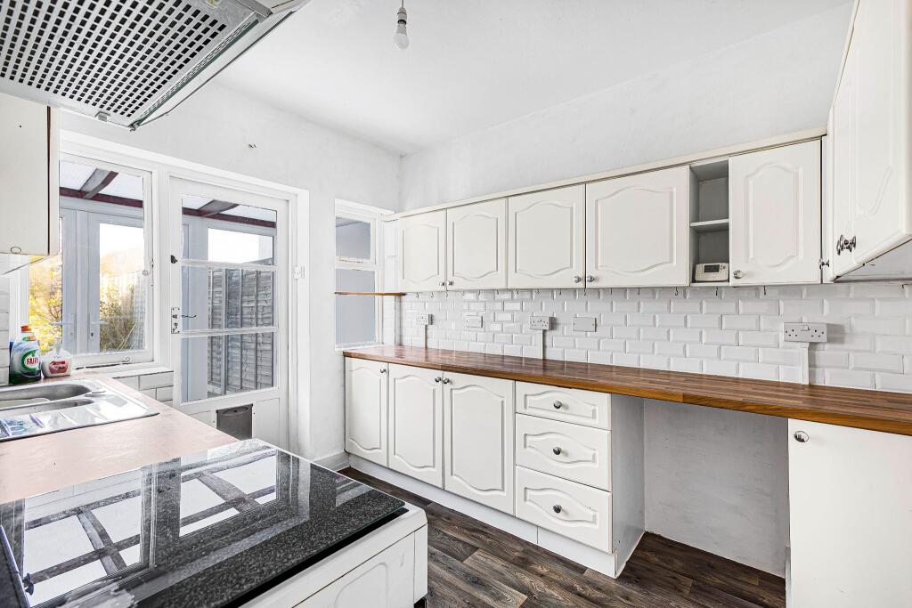 Additional image 6 of Dixons Hill Close, Welham Green, AL9