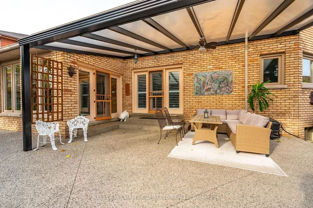 Additional image 32 of 90 Derek Dr