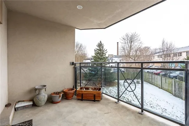 Additional image 43 of 4000 Creekside Dr Unit 207