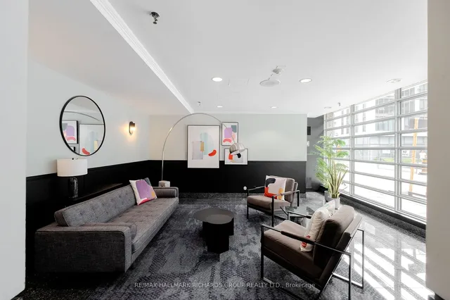 Additional image 17 of 50 Lombard St Unit 804