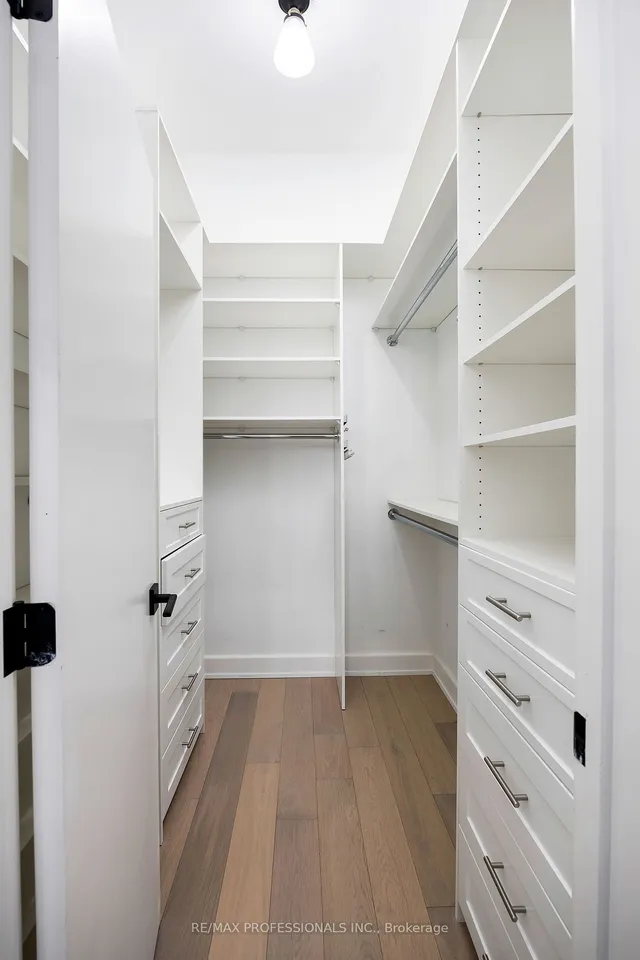 Additional image 19 of 235 Medland St Unit 207