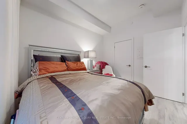 Additional image 15 of 7 Golden Lion Hts Unit 330