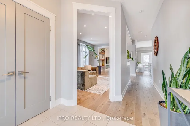 Additional image 6 of 1038 Laurier Ave