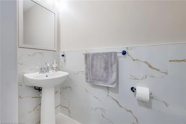 Additional image 11 of 162 Westbank Trail