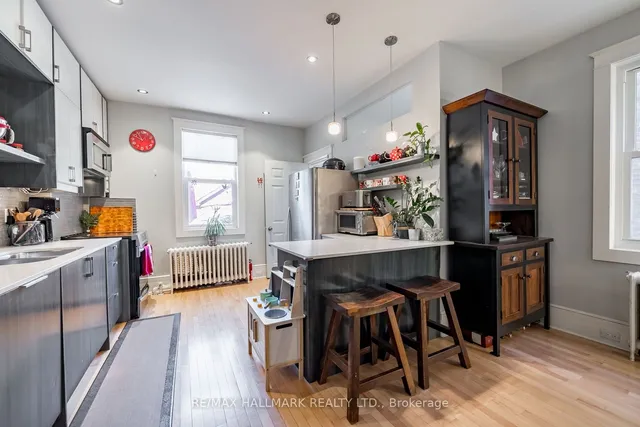 Additional image 9 of 136 Monarch Park Ave