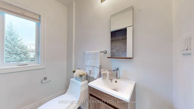 Additional image 30 of 85 Rochester Ave