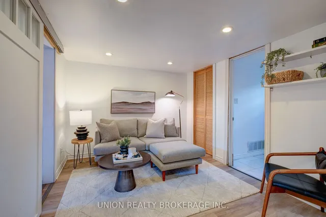 Additional image 17 of 79 Clonmore Dr