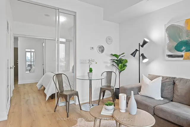 Additional image 25 of 160 Vanderhoof Ave Unit 710